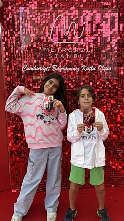 AI Photo Booth Cumhuriyet Bayramı'nda Metropol İstanbul'da